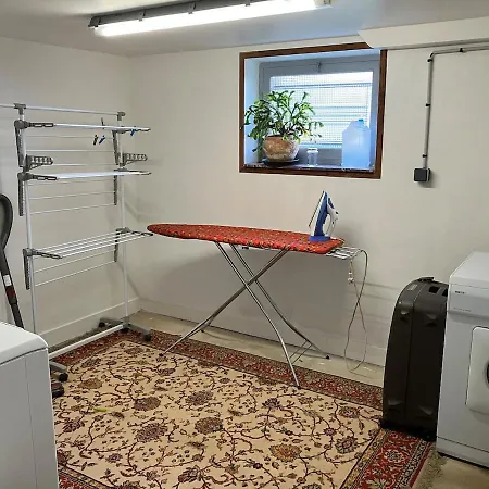 Maison Individuelle, Familiale Et Spacieuse *